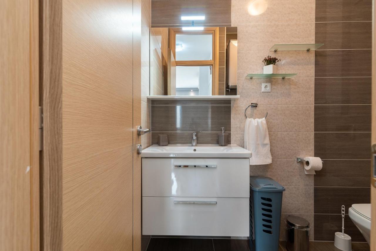 Apartman Lorena โตรกีร์ ภายนอก รูปภาพ